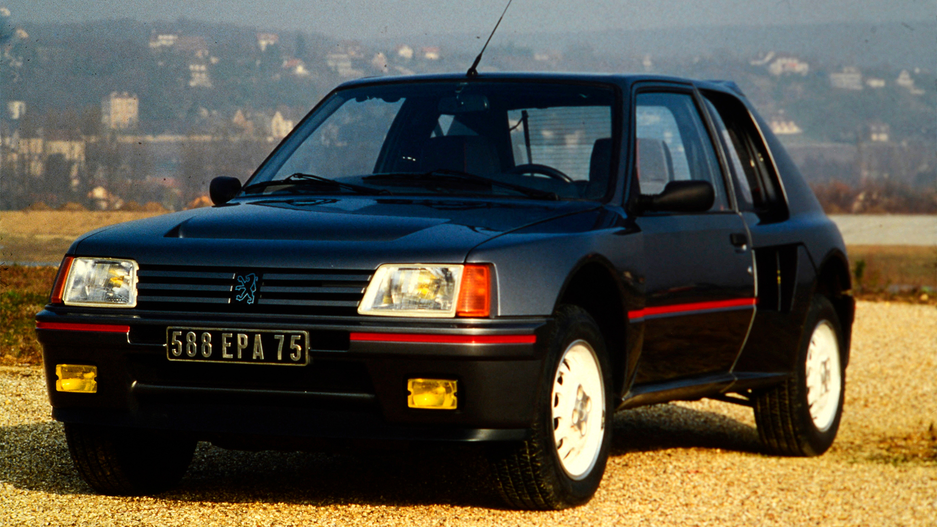 Peugeot 205 T16