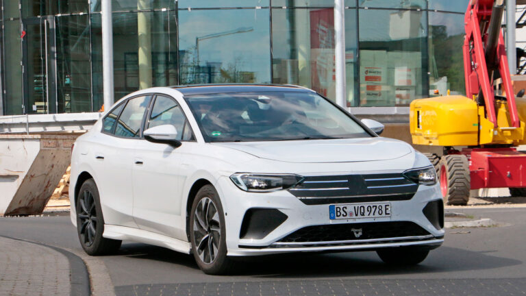 Volkswagen Aero B 15