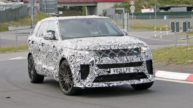 Range Rover Sport SVR 6 e1656070070506