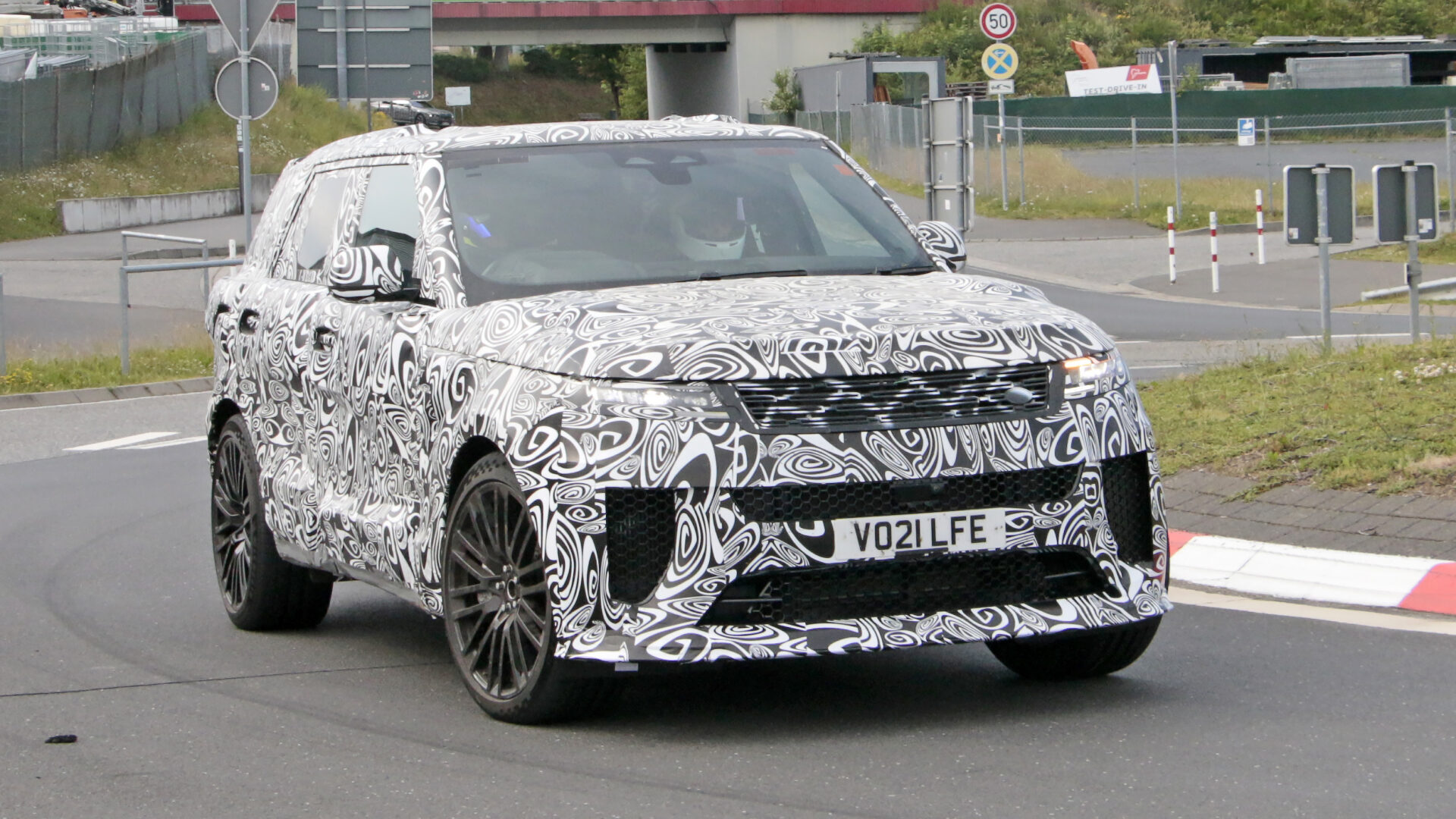 Range Rover Sport SVR