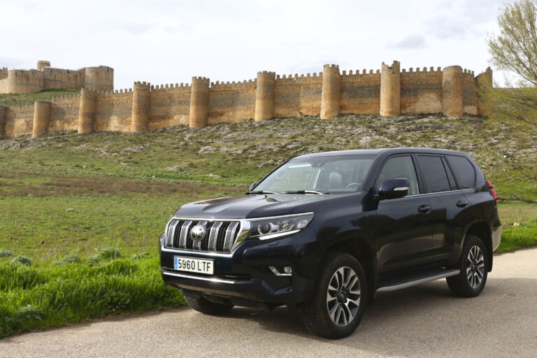 Toyota Land Cruiser 03 Berlanga p