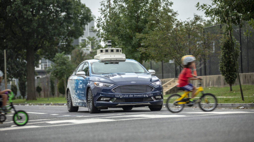 coches autonomos DGT ford