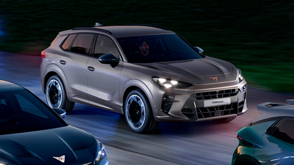 Primeros detalles del nuevo Cupra Terramar, el SUV híbrido enchufable de la marca española que llegará en 2024