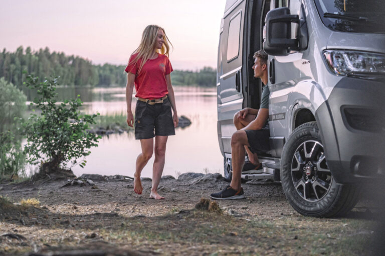 00 Neumatico Campers 06