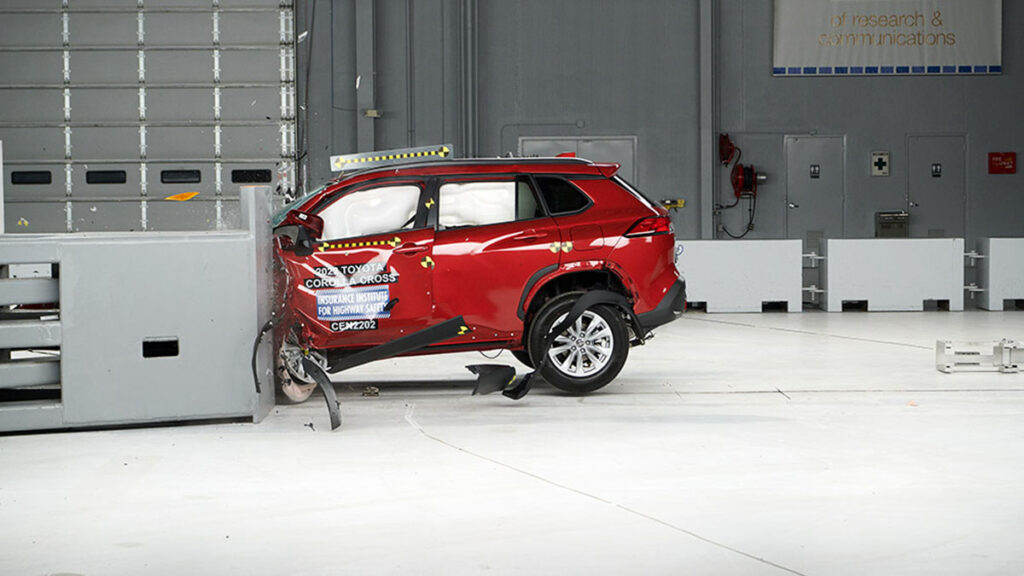 Toyota Corolla Crash Test