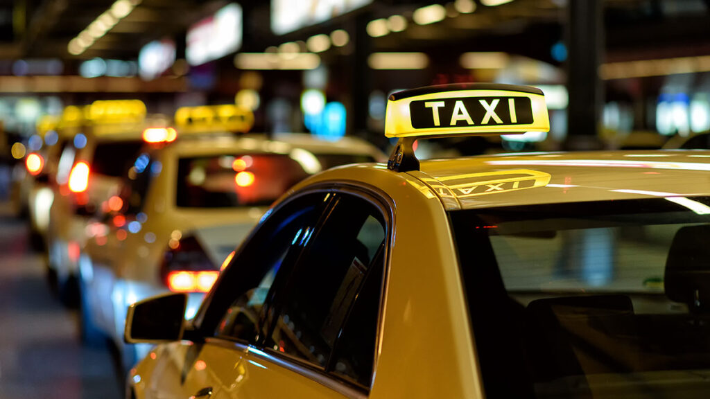 Taxi aeropuerto