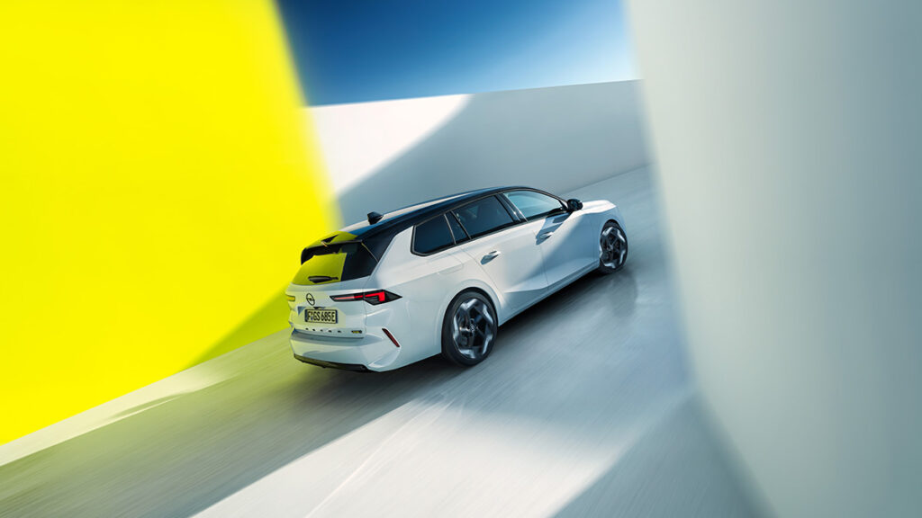 Opel Astra GSe