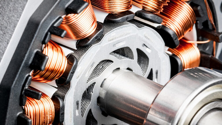 1280x720 LW Traction motor design tcm54 70120