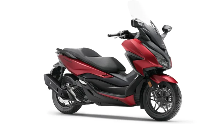 Honda Forza 125 1.jpg