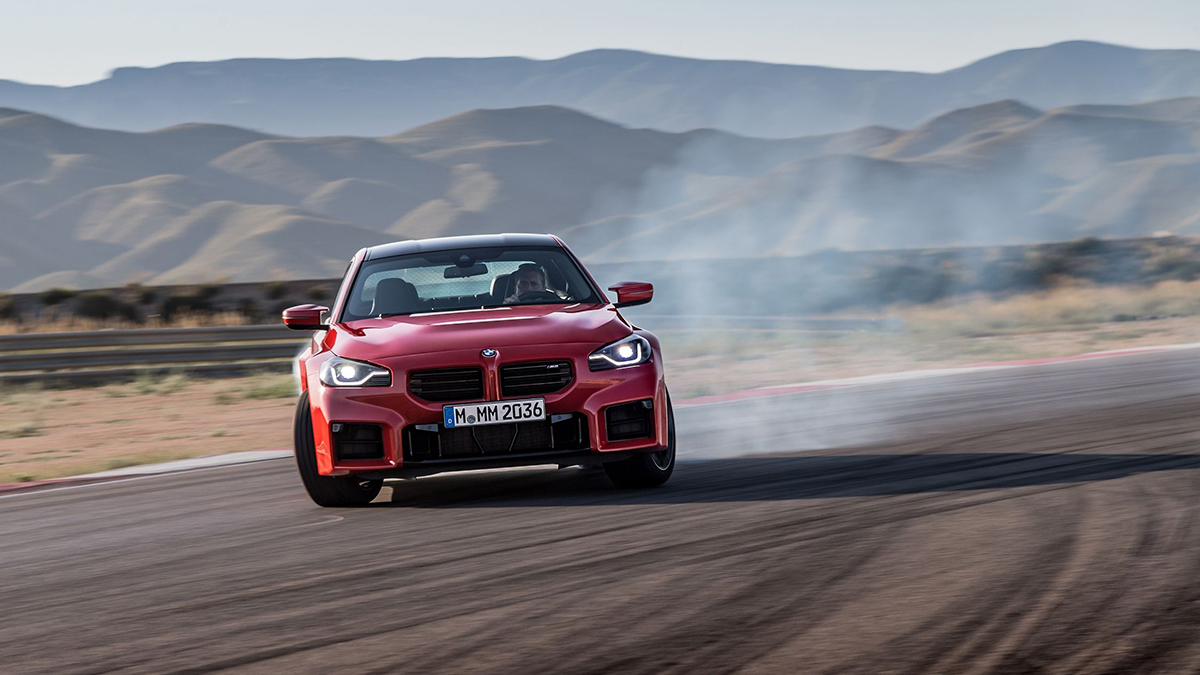 BMW M2 010