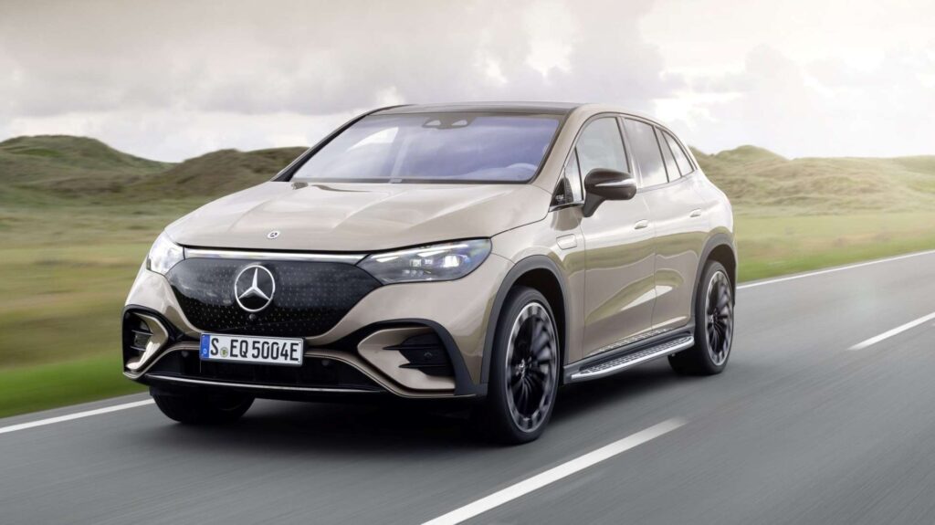 Mercedes_EQE_SUV_2023