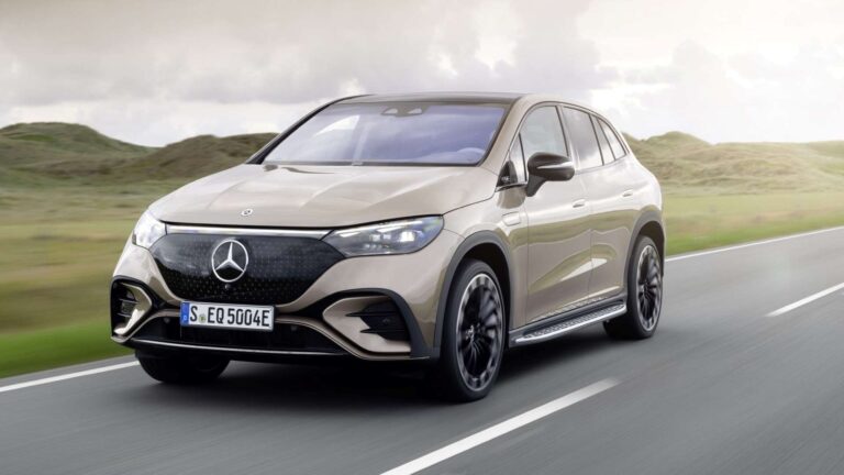 Mercedes EQE SUV 2023