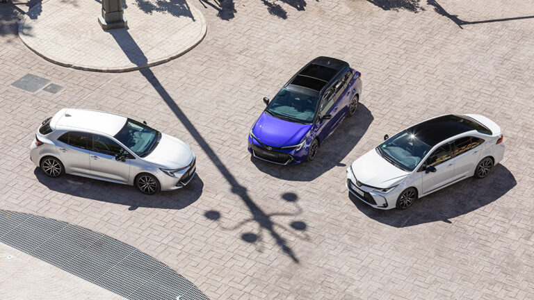 toyota corolla 2023 gama 8