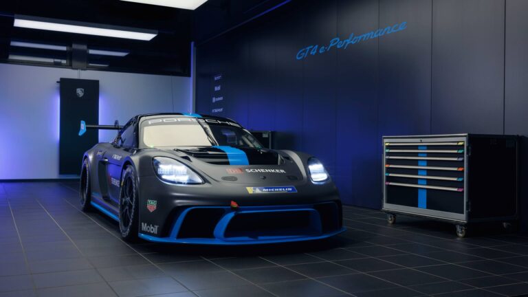 GT4 ePerformance apertura