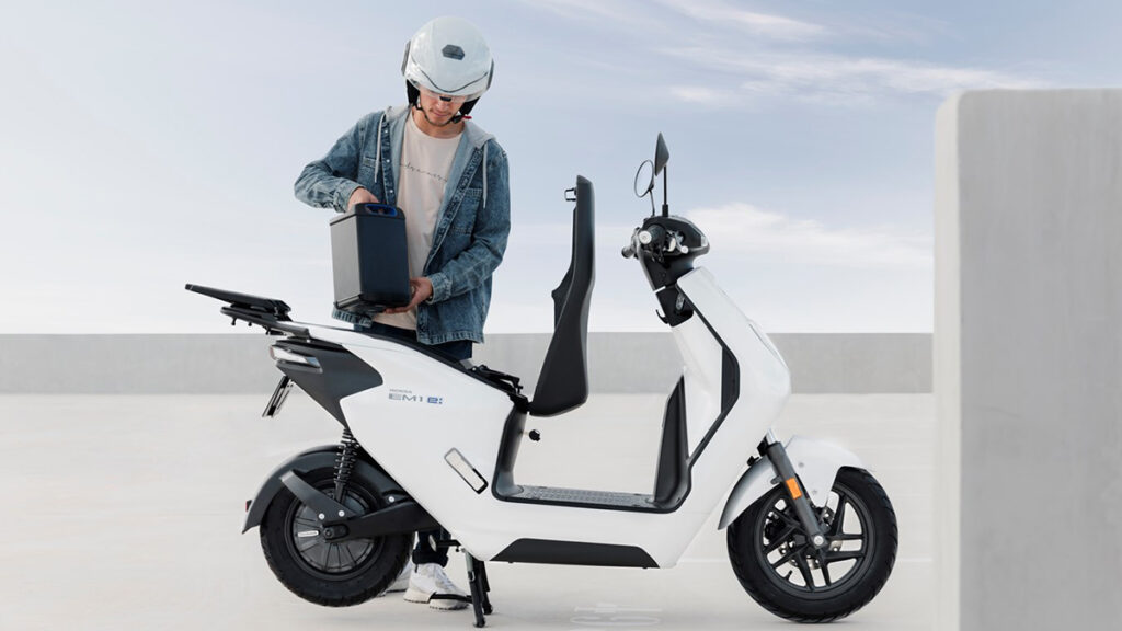 Honda EM1e