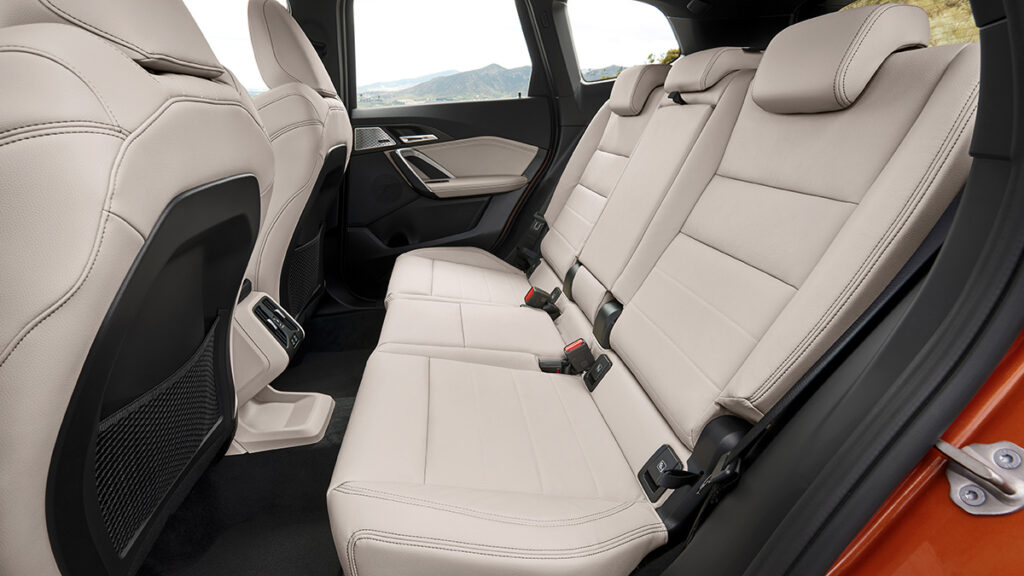 BMW X1 plazas traseras