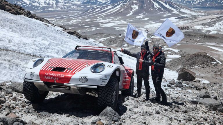 porsche 911 prototipo asciende volcan 14