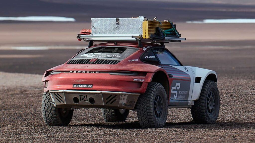 Porsche 911 Carrera 4S volcán