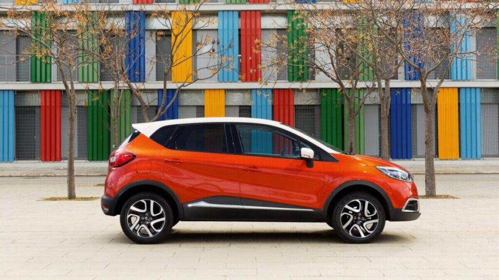 renault captur 2016 lateral