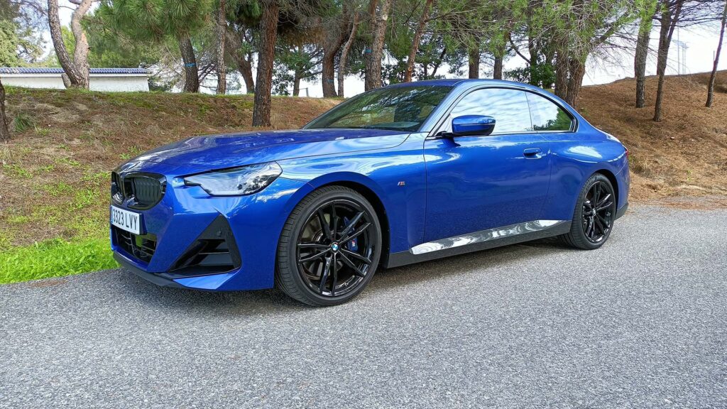 BMW 220i
