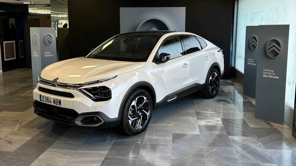 Citroen C4X estatico delantero