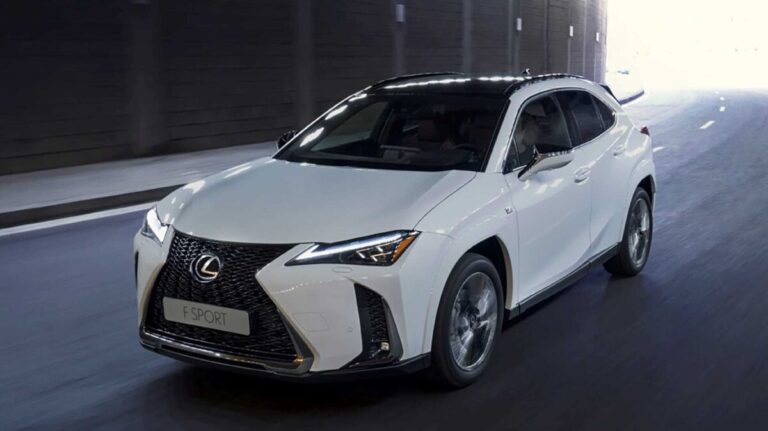 Lexus UX 2023 oferta 1 e1672436394575