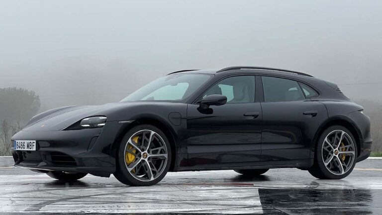 Porsche Taycan Cross Turismo Turbo S 00003