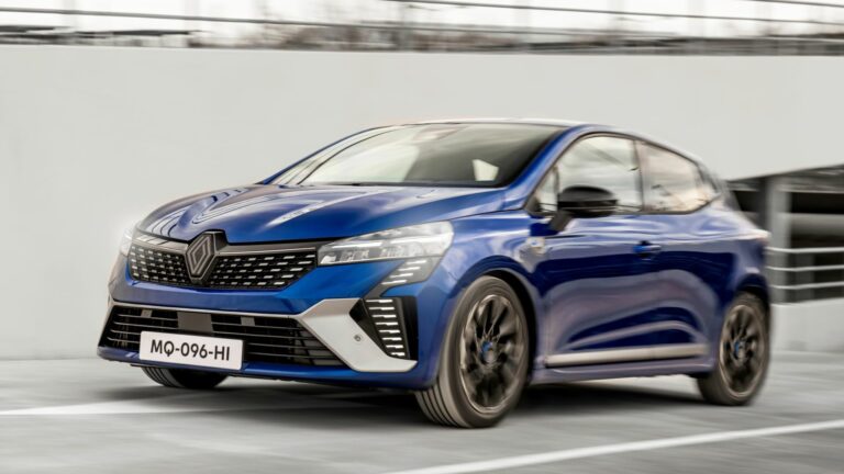 nuevo renault clio 2023 azul e1695803507945