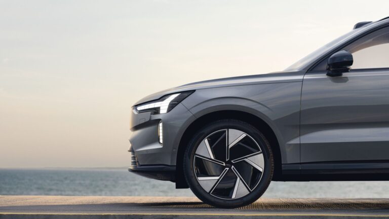 305701 Volvo EX90 e1673258607788