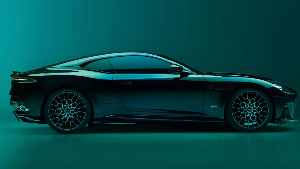Aston Martin DBS 770 Ultimate