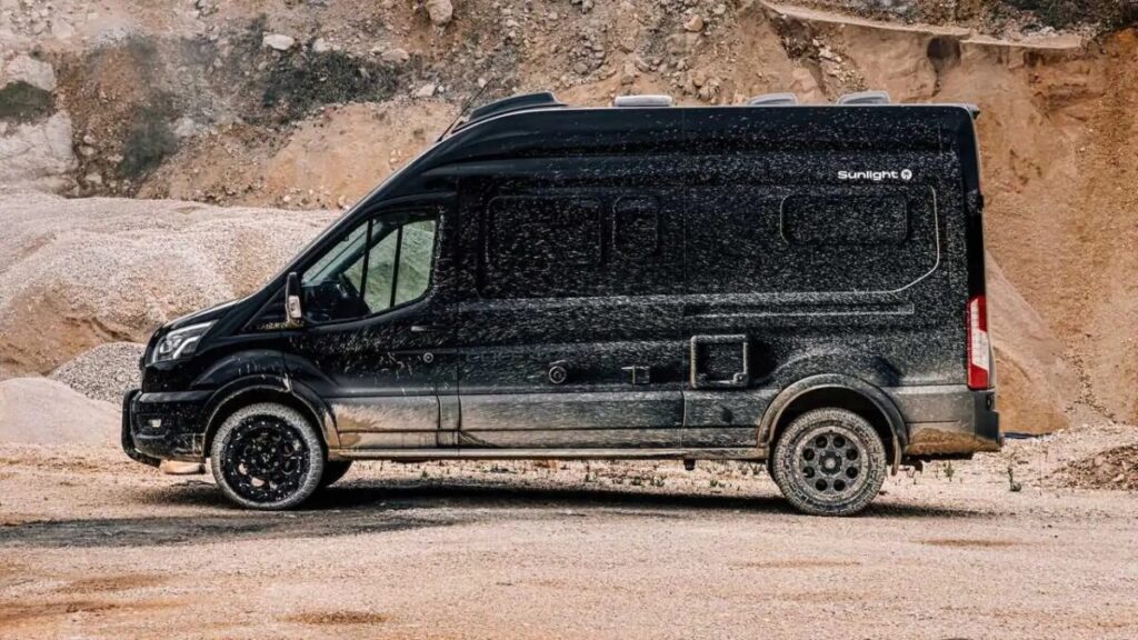 Sunlight Cliff 590 4x4 Adventure Edition