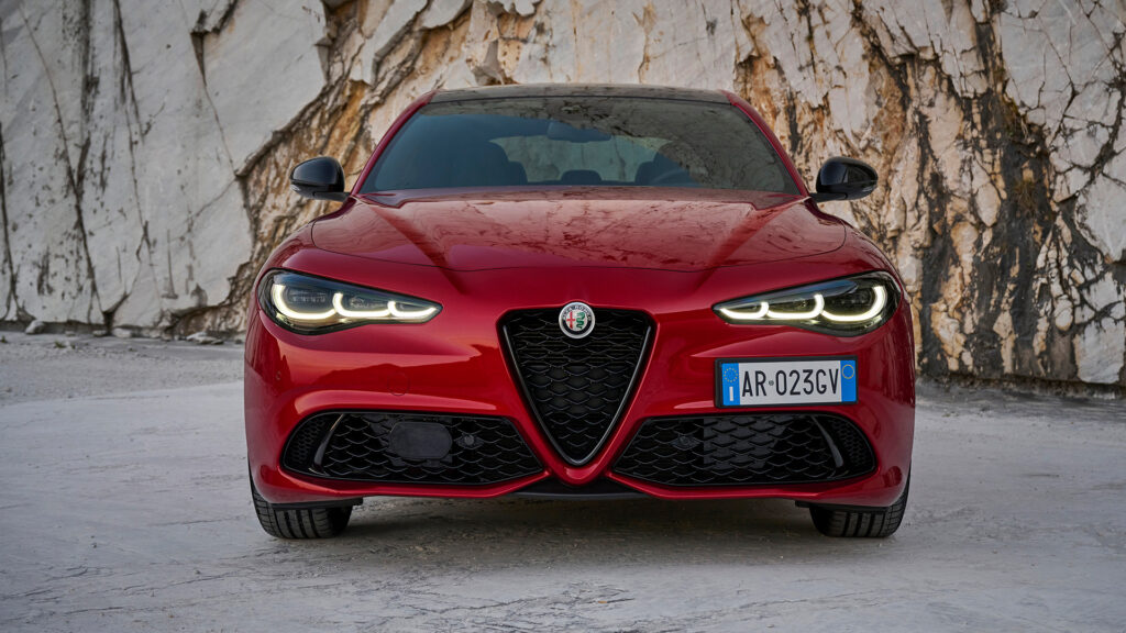 alfa romeo Giulia 2023