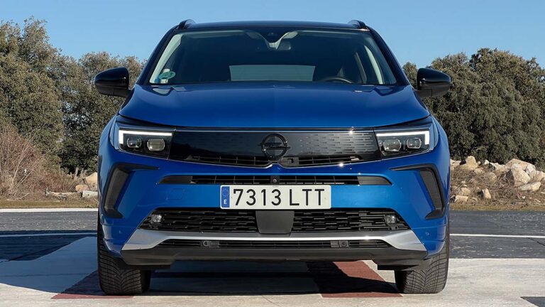 Opel Grandland 12T 130 Aut GS 00001