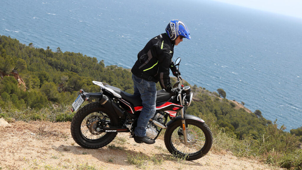 motos-trail-125