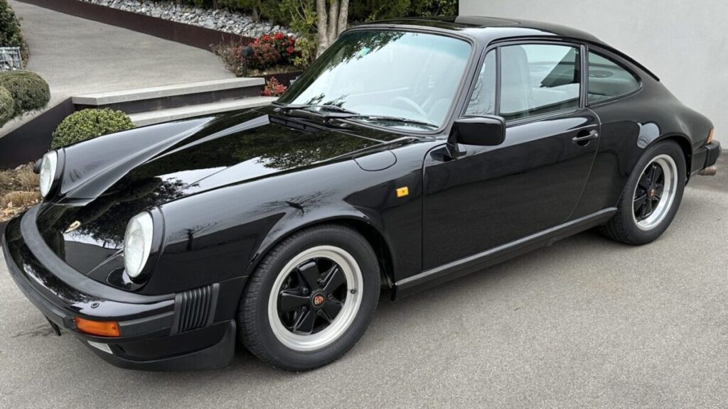 Porsche 911 Carrera 1985