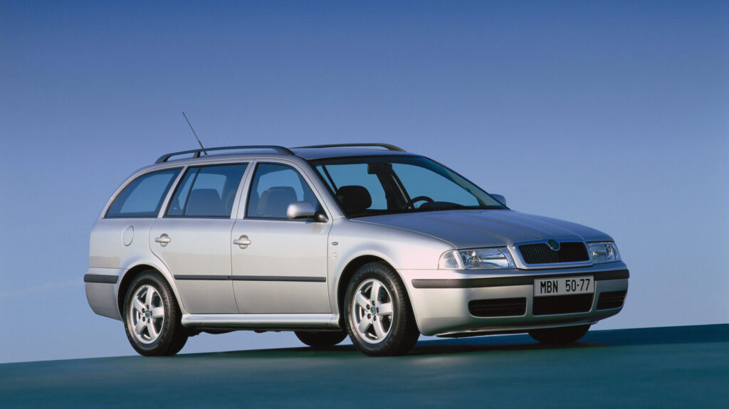 Skoda octavia combi 25 años 1 gen