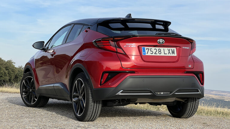 Toyota C HR GRsport trasera