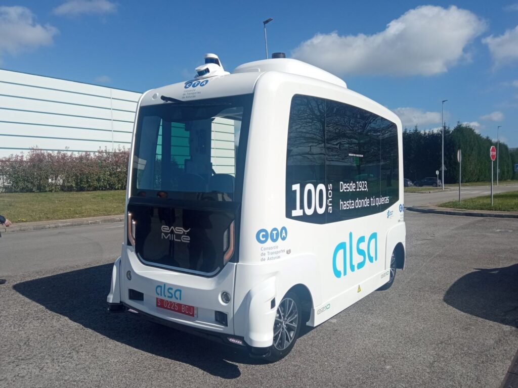autobús sin conductor