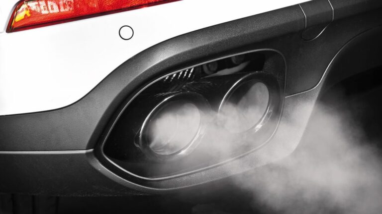 bulos sobre las emisiones de los coches ZBE UE motor térmico