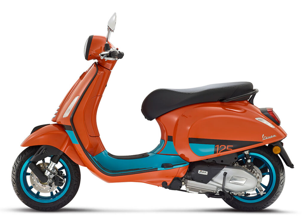 02-Vespa-Primavera-Color-Vibe