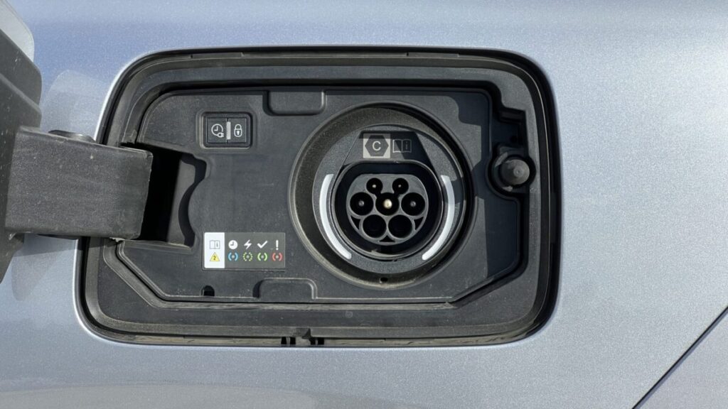 Citroen C5 Aircross Plug in Hybrid 180 Stellantis