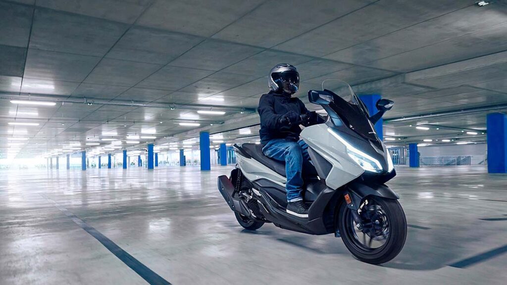 Honda-Forza-125-2023_00031