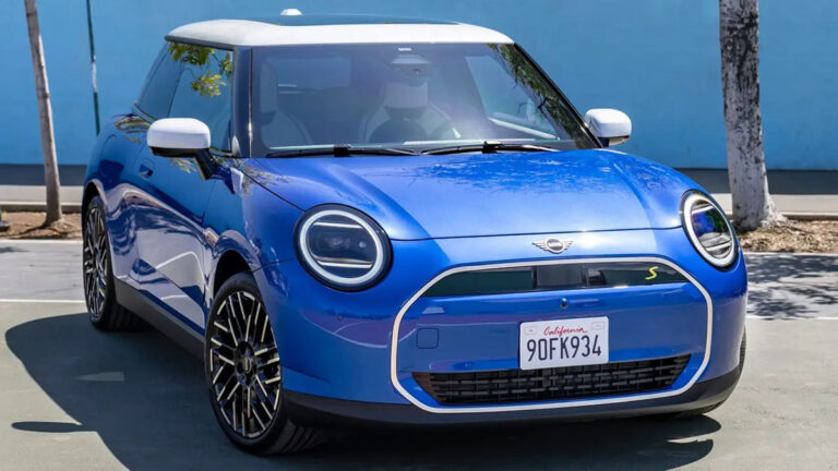 Mini Cooper 2024 6