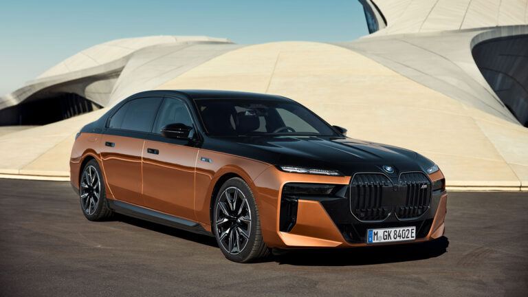 bmw i7 m70 xdrive 2023