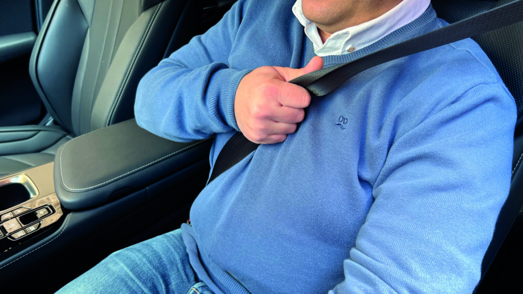 inturón de seguridad conductor tensado2