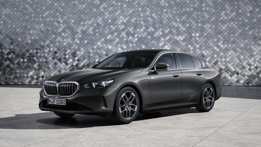 BMW Serie 5 2023 apertura