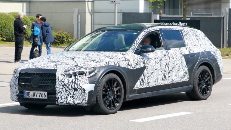 Mercedes E Class All Terrain 2 Apertura