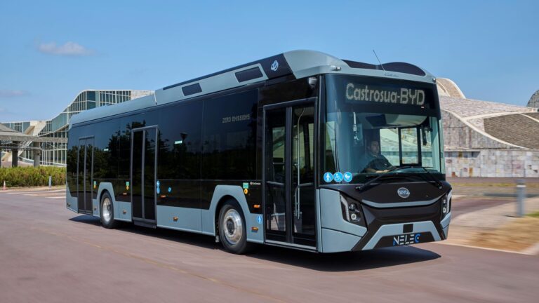 autobus BYD Castrosua e1685442738964