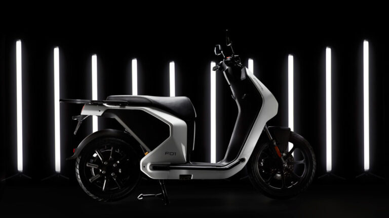 v moto soco f01 1200x675 1