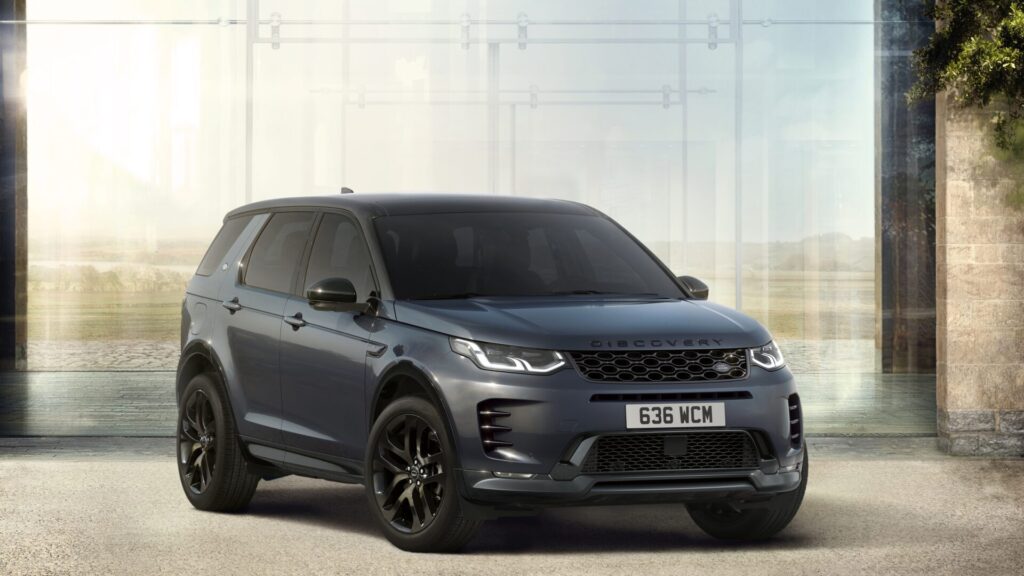 Land Rover Discovery Sport 2023 Exterior (1)